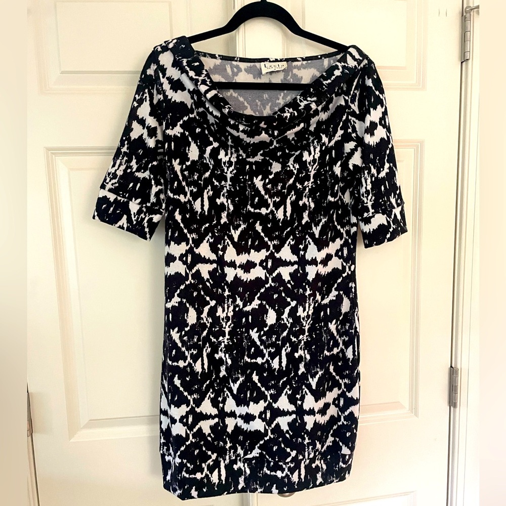 Black and White Ikat Patterned Shawl Neckline Dress, M